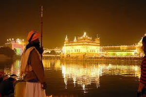 Anniversaire de Guru Nanak (Guru Nanak Jayanti) à Amritsar